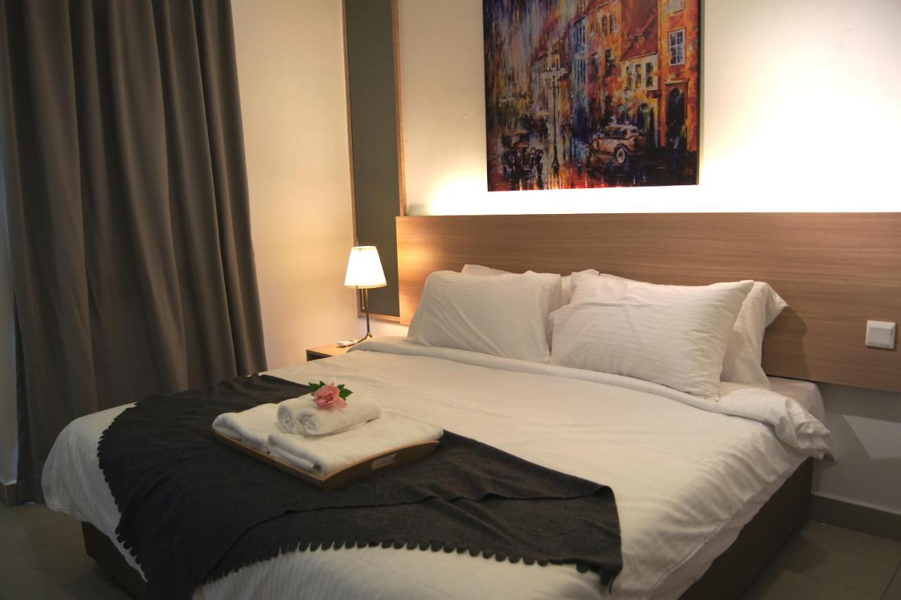 Twin Galaxy Suites By Iconic Bliss Johor Bahru Ngoại thất bức ảnh