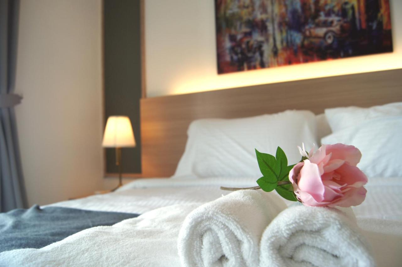 Twin Galaxy Suites By Iconic Bliss Johor Bahru Ngoại thất bức ảnh