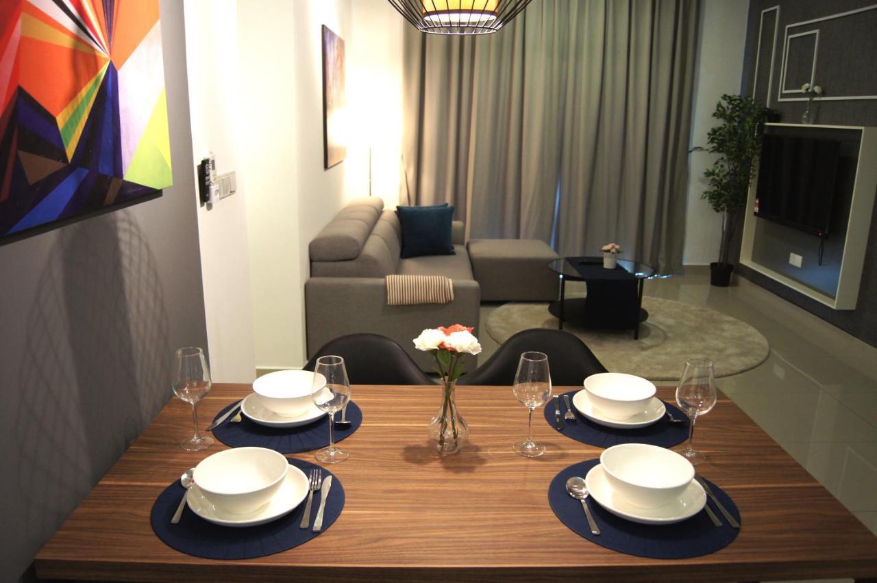 Twin Galaxy Suites By Iconic Bliss Johor Bahru Ngoại thất bức ảnh