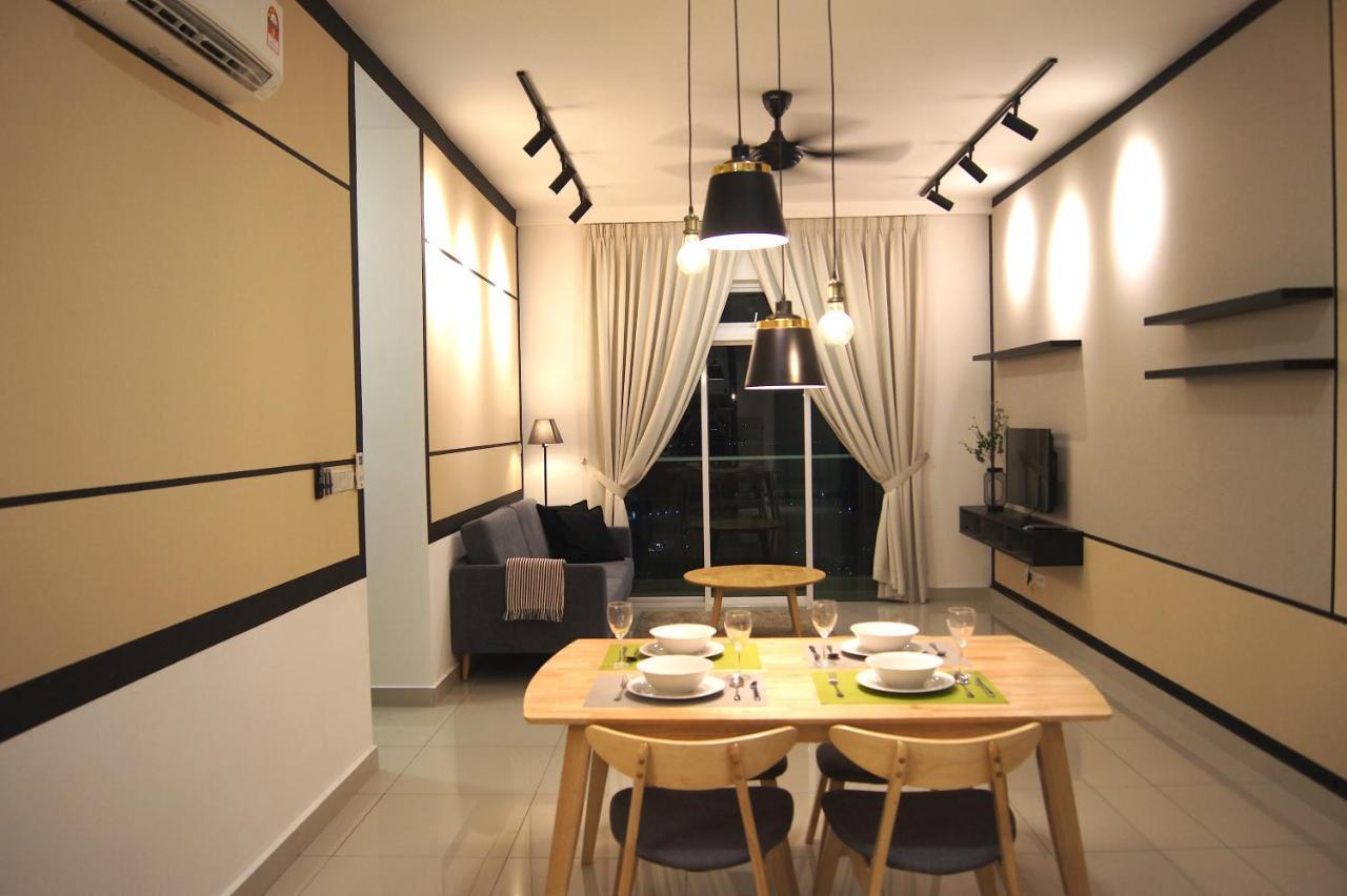 Twin Galaxy Suites By Iconic Bliss Johor Bahru Ngoại thất bức ảnh