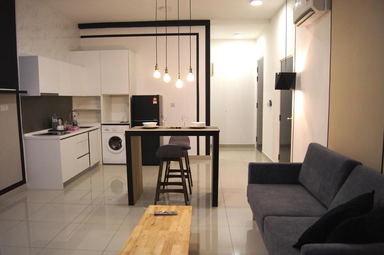 Twin Galaxy Suites By Iconic Bliss Johor Bahru Ngoại thất bức ảnh